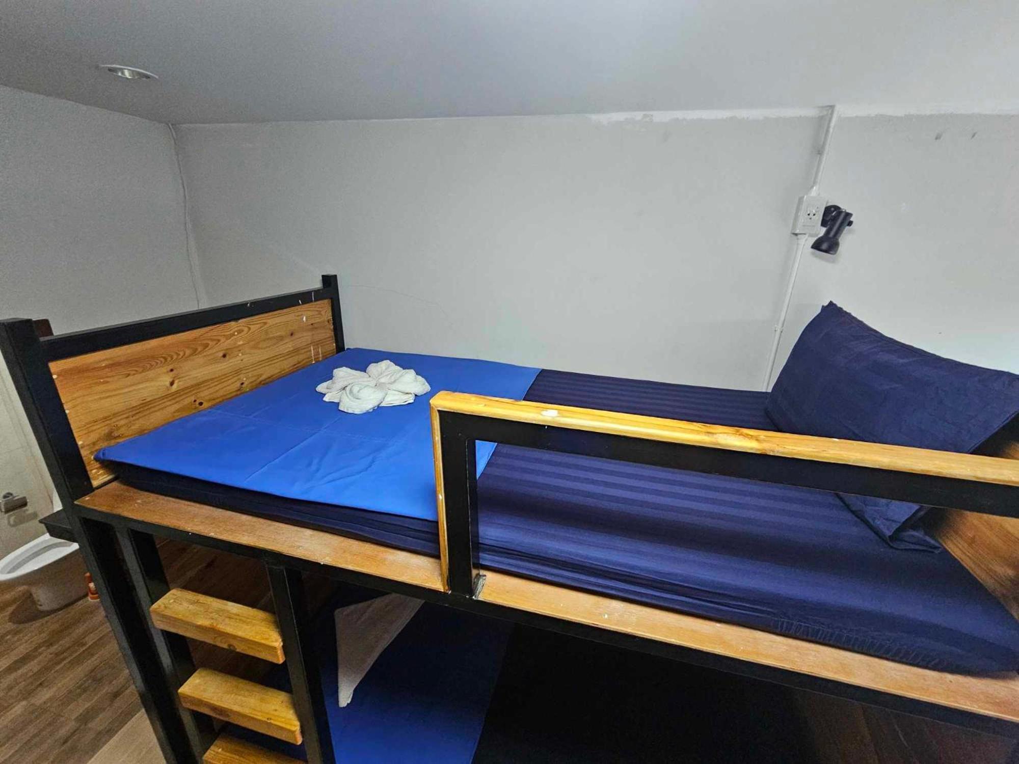 Eq Hostel Thongsala Ngoại thất bức ảnh
