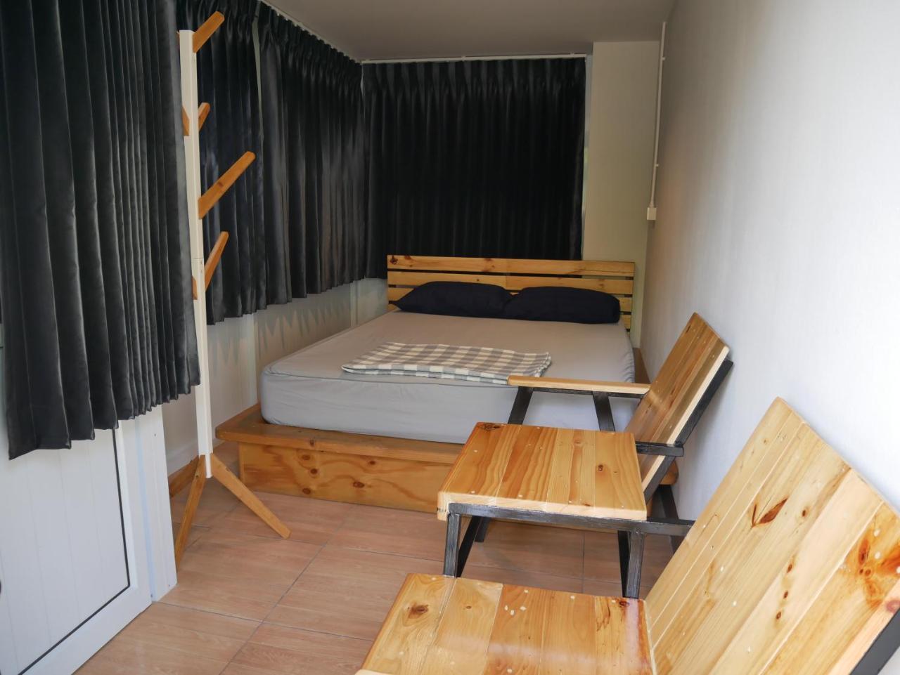 Eq Hostel Thongsala Ngoại thất bức ảnh